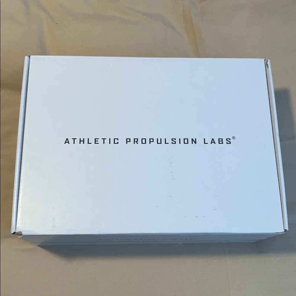 APL Athletic Propulsion Labs Techloom Defender Waterproof Hiking Boots 10.5 NWT